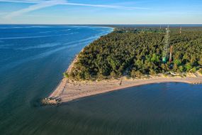 Kur rozes tiekas ar jūru... Kolka, apkārt Engurei un zivju zveja šalcot piekrastes viļņiem